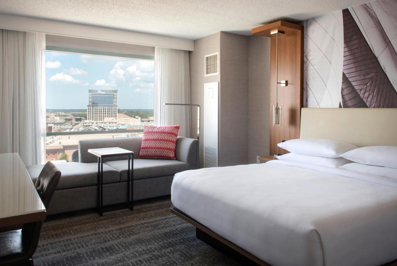 Norfolk Waterside Marriott Hotel Buitenkant foto